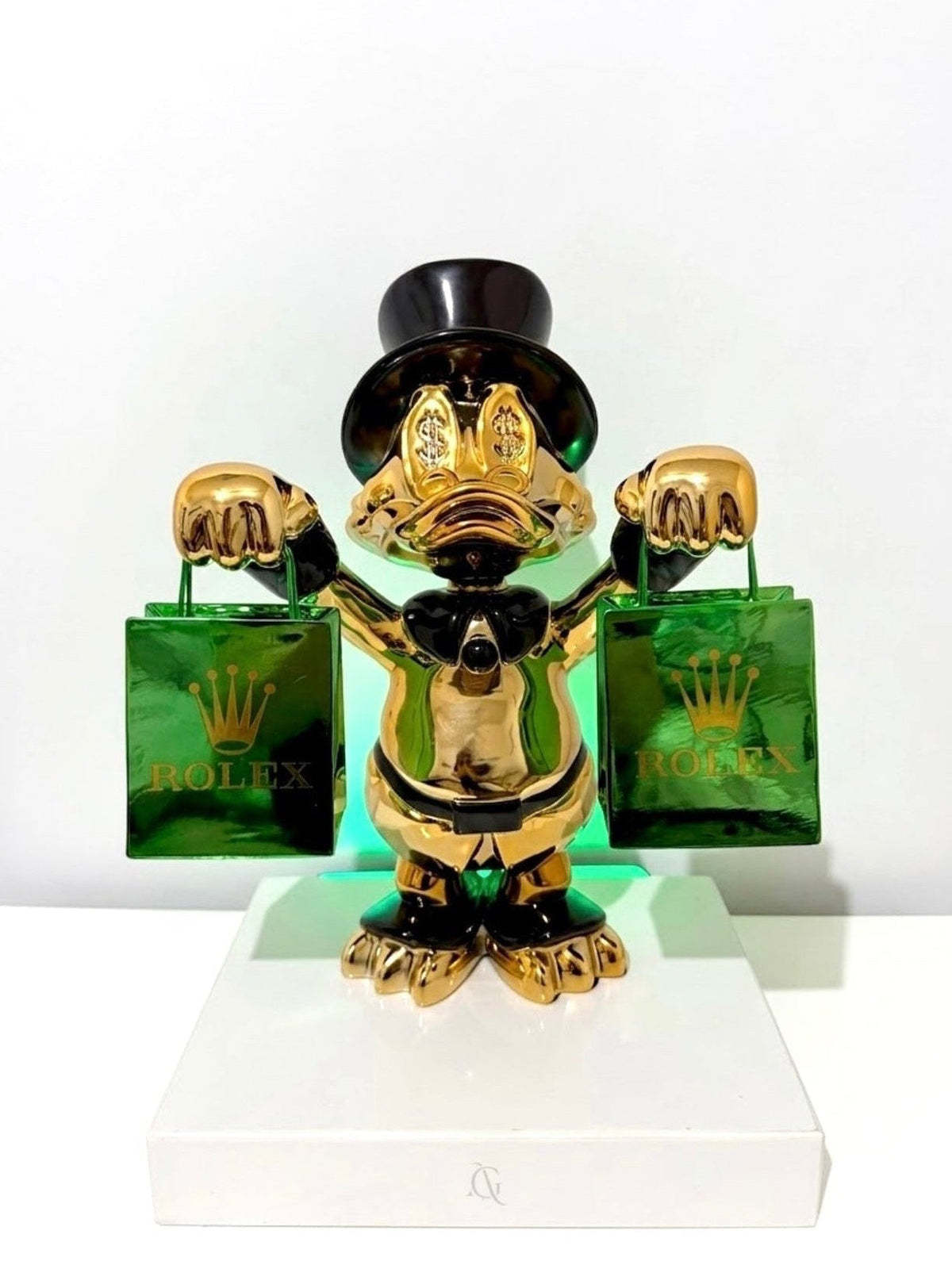 Escultura Pop Art Tio Patinhas Gastador Edição Rolex Bolsa Preta